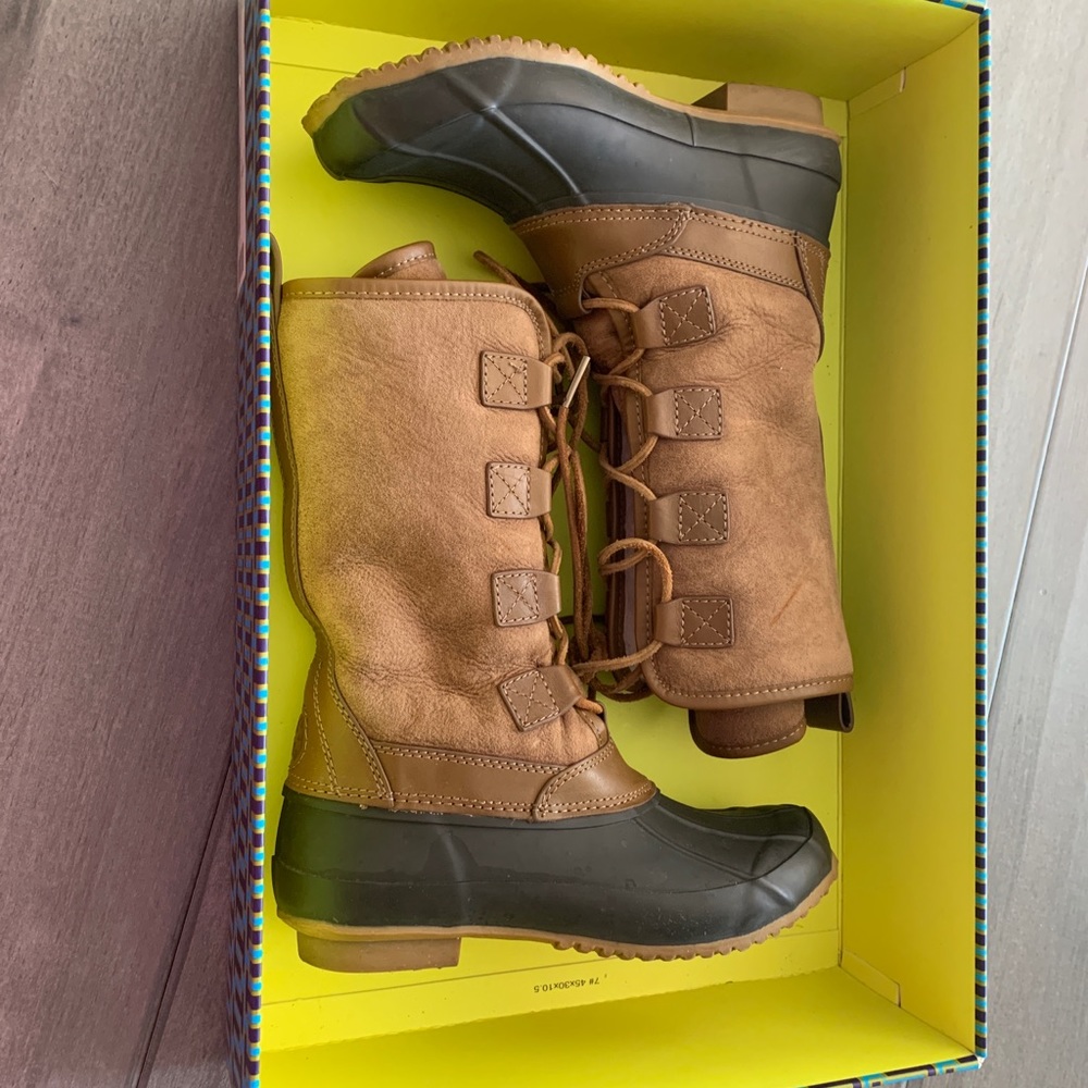 Tori Burch Argyll Lace-Up Boots (Snow/Waterproof)